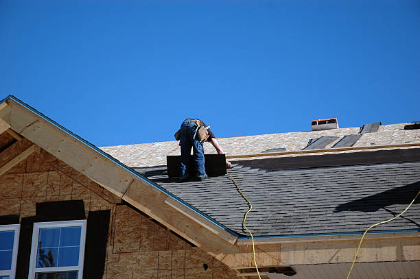 Best Roof Gutter Cleaning  in Oak Hills, PA